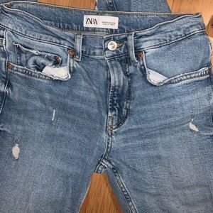 ZARA Distress Slim Boyfriend Jeans